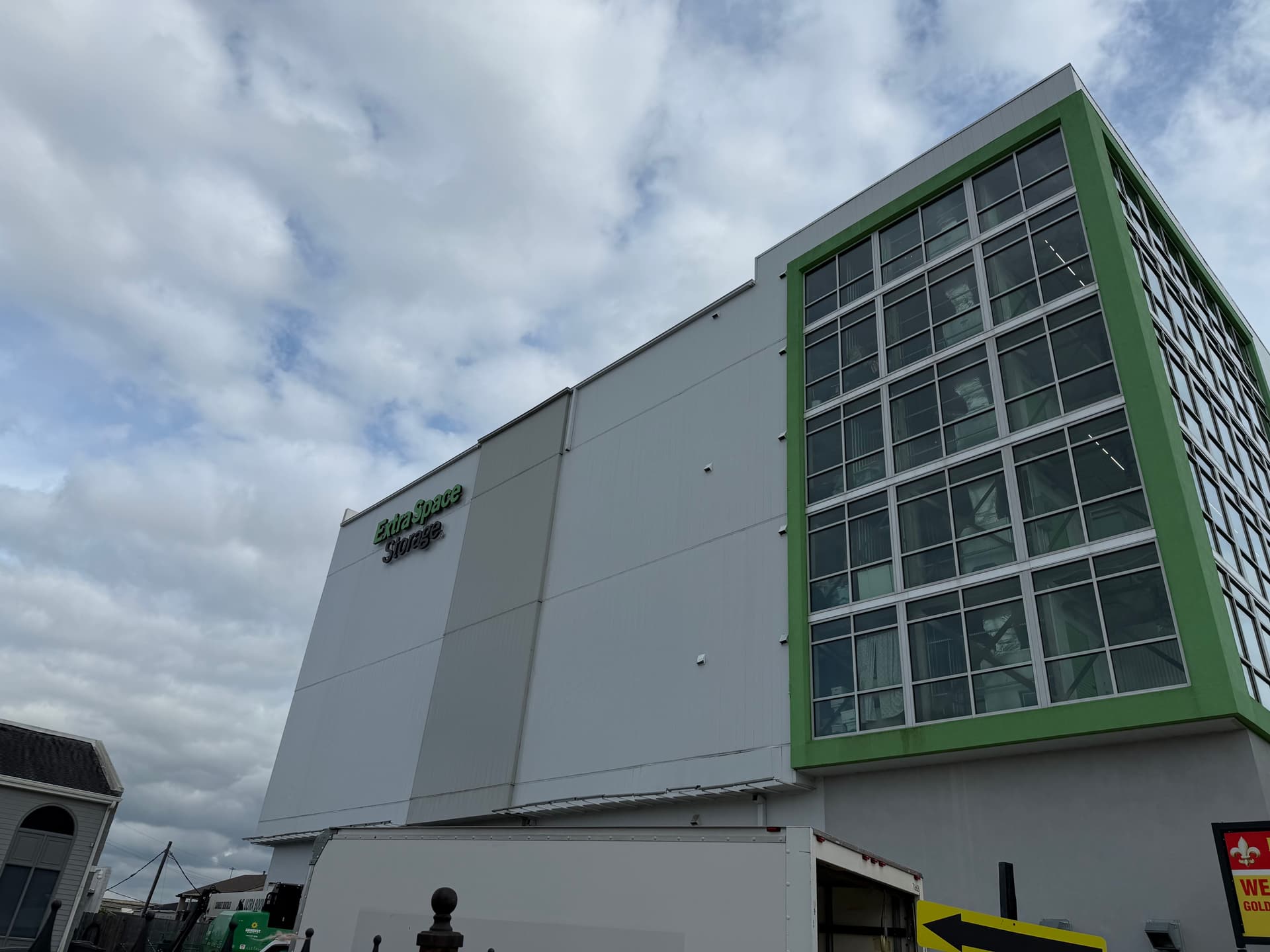 Gallery photos for High-Rise Storage Facility Exterior Wash Done Right: Image #4