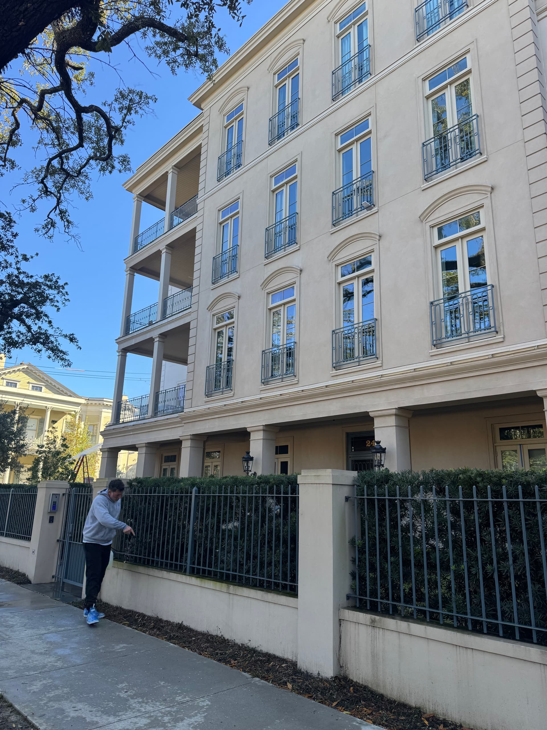 Gallery photos for Getting Condos on St. Charles Avenue Mardi Gras Ready: Image #4