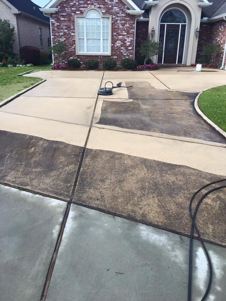 Driveway Transformation with Pressure Washing